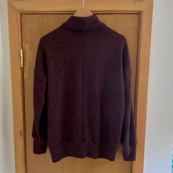 TOPSHOP Oversized Knit Turtleneck Sweater - Size 4 - Picture 5 of 12